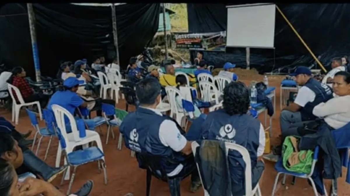 Defensoría denuncia crisis humanitaria en el Pacífico: hay menores reclutados y comunidades confinadas en la frontera entre Colombia y Ecuador